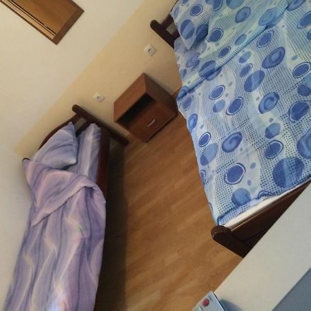 Apartments Avram Вършац Стая снимка
