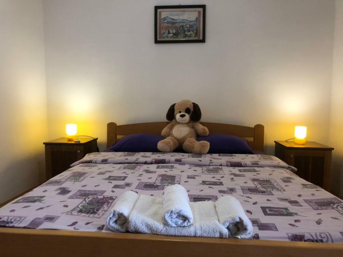 Apartments Avram Вършац Екстериор снимка